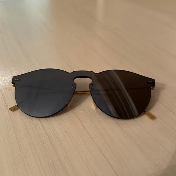 Illesteva | Accessories | Mirrored Slate Gray Aviator  display picture 1